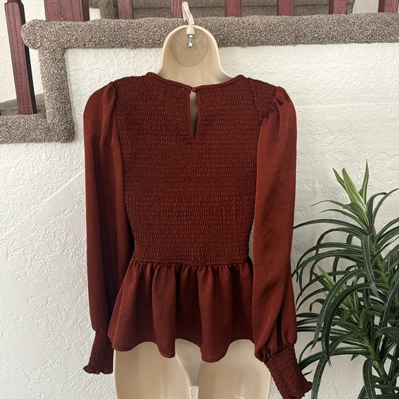 MINE Women’s Rust Smocked Peplum Long Sleeve Top Size S EUC - Picture 6 of 16